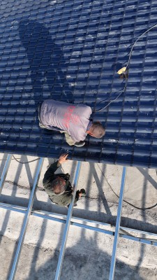 Factory Roofing Solutions sa Mga Industrial Park ng Vietnam: Pagpili ng Matib...